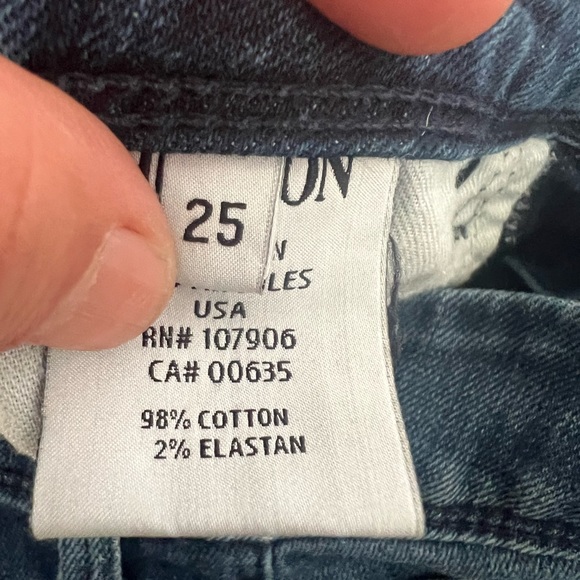 Hudson crop denim - Picture 5 of 8